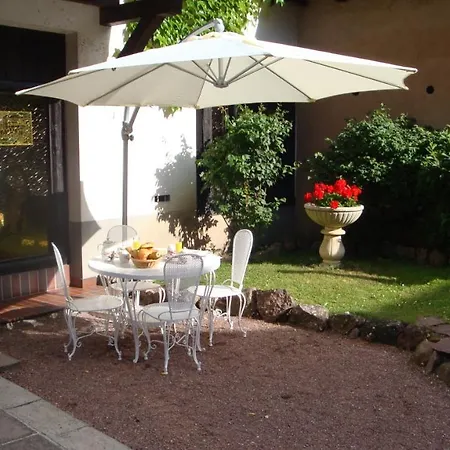 Au Moulin Hotel *